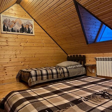 Hotel "Файна Хата" Synewyrska Polana Zewnętrze zdjęcie